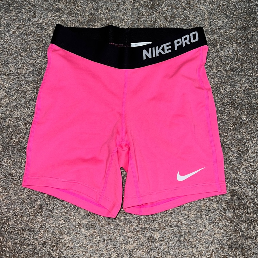 Pink Nike Pros